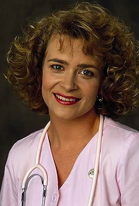 actor Kathryn Layng large photo