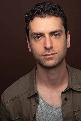 actor Josh Breslow large photo