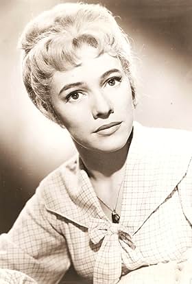 actor Nicole Berger large photo