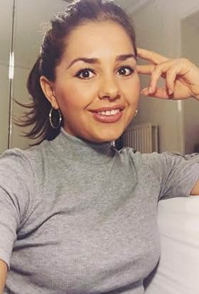 actor Stephania Potalivo large photo