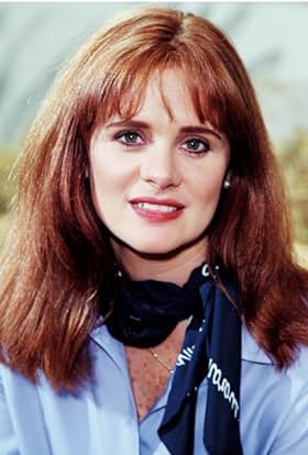 actor Erika Buenfil large photo