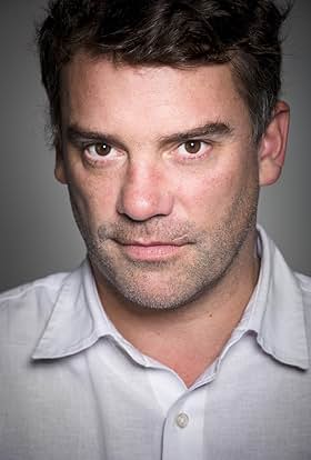 actor Diego Muñoz large photo