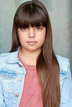 actor Bailee Bonick large photo