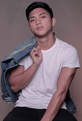 actor Royce Cabrera large photo