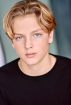 actor Graham Schulze large photo