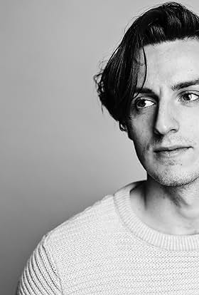 actor Luke Cinque-White large photo