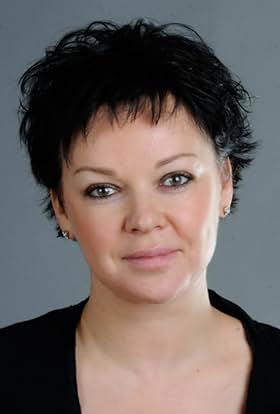 actor Elena Valyushkina large photo