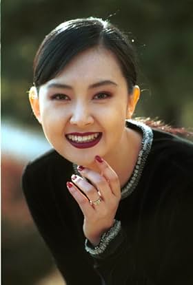 actor Shi-ra Chae large photo