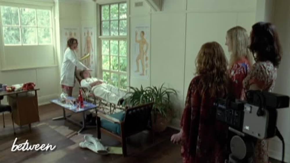 actor Susan Lyons large photo