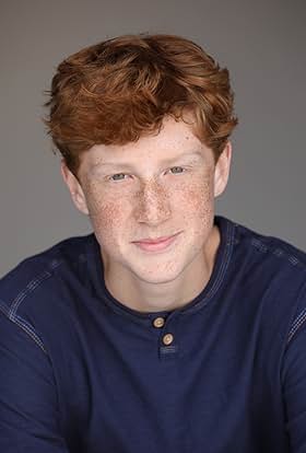 actor Luke Gauthier large photo