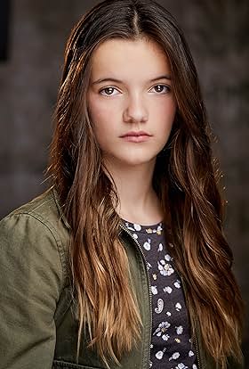 actor Elle Ryann Mcadam large photo