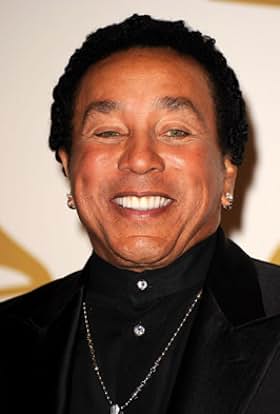 actor Smokey Robinson large photo