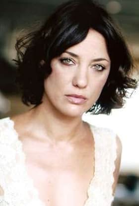 actor Emma Colberti large photo