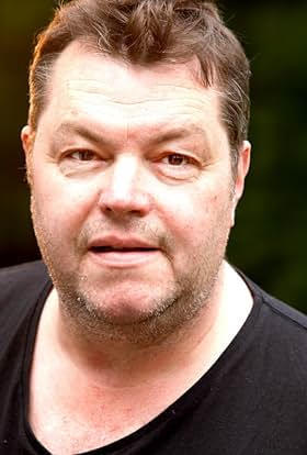 actor Oliver Reinhard large photo