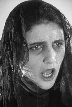 actor Beatrice Vitoldi large photo