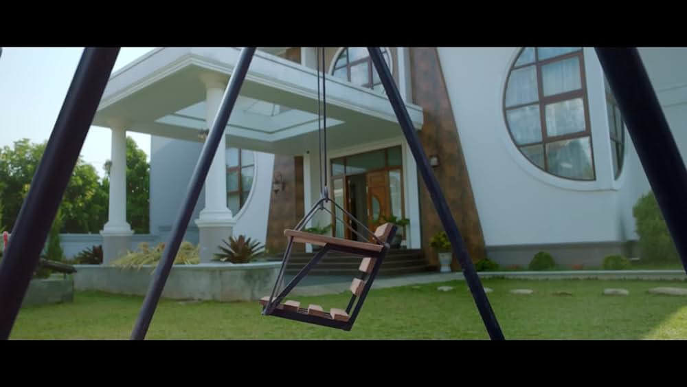 actor Ciara Nadine Brosnan large photo