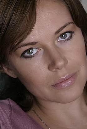 actor Yekaterina Rednikova large photo