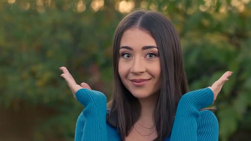 actor Nicole Cherry large photo