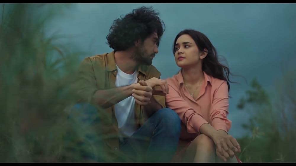 actor Anya Geraldine large photo