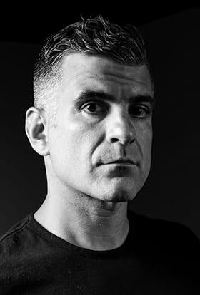 actor Erik Renn large photo