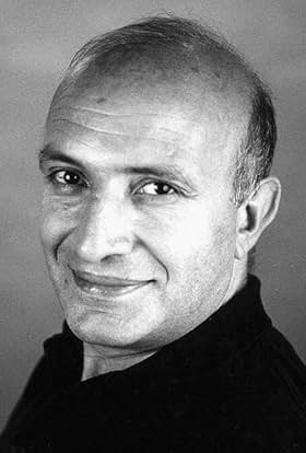 actor Orhan Güner large photo