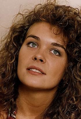 actor Samantha Beckinsale large photo