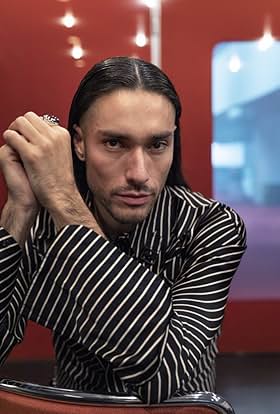 actor Fredrik Quiñones large photo