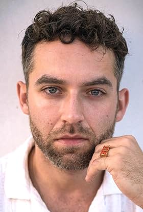 actor Daniel Grave large photo