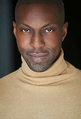 actor Lloyd McDonald large photo