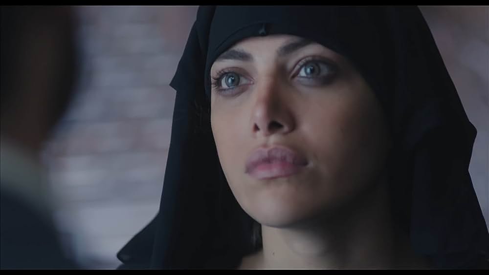 actor Dorra Zarrouk large photo