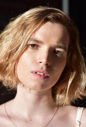 actor Vitória Vasconcellos large photo