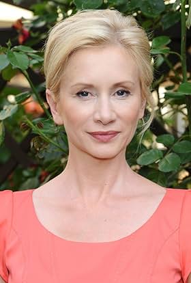 actor Ewa Gawryluk large photo