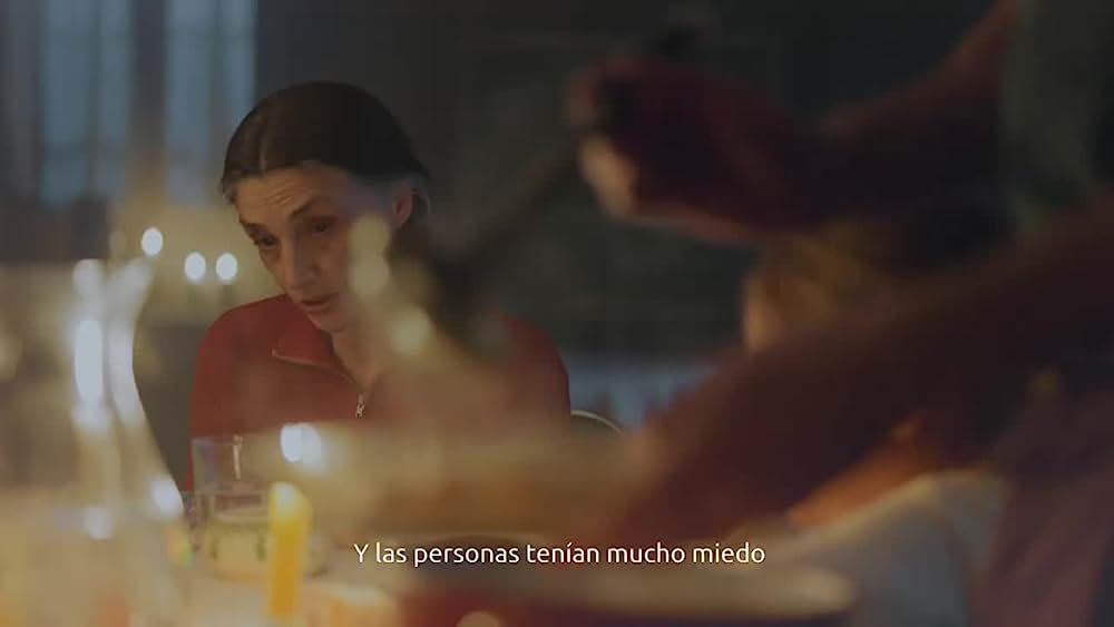 actor Olivia Molina large photo