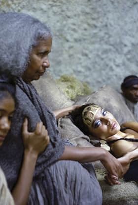 actor Donyale Luna large photo