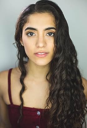 actor Yuliana Sleme large photo