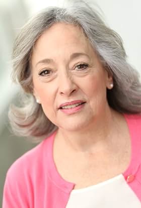 actor Gwen Cesta-Persichetti large photo