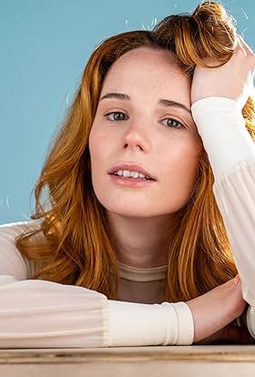 actor Caroline Mixon large photo