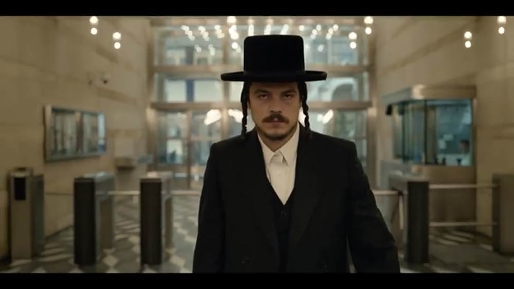 actor Robbie Cleiren large photo