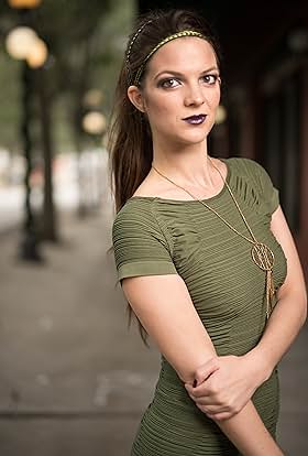 actor Jenn Sullivan large photo