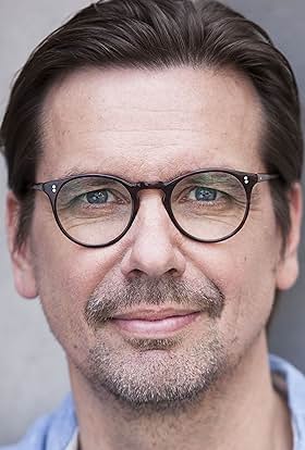 actor Michael Maertens large photo