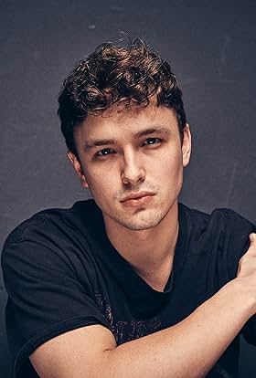 actor Christian Hopper large photo