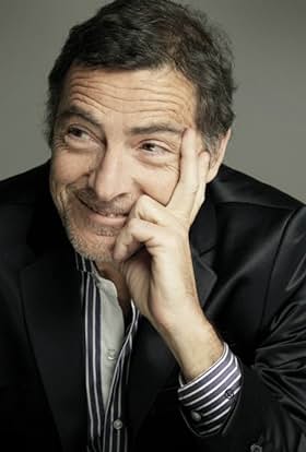 actor Gustavo Garzón large photo