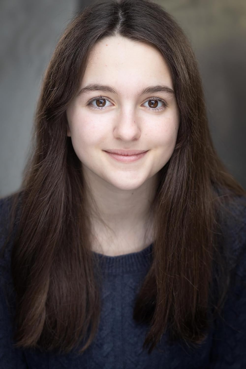 actor Holly Lawton large photo