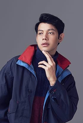 actor Ali Asistio large photo