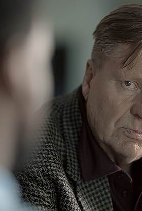 actor Kari Sorvali large photo