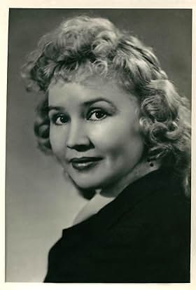 actor Ekaterina Savinova large photo