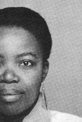 actor Linda Mvusi large photo