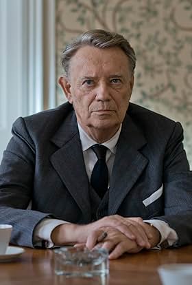 actor Gert Voss large photo