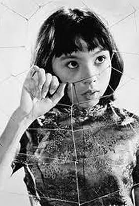 actor Lynne Sue Moon large photo