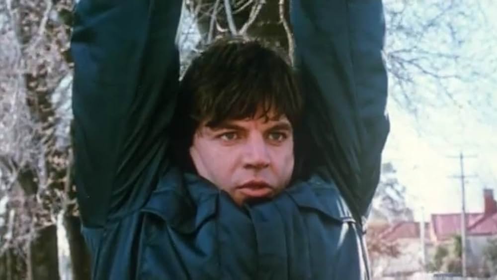 actor Lindy Davies large photo